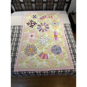 VTG Handmade Patchwork Quilt Dresden Plate Embroidery Floral Crochet Baby Pink
